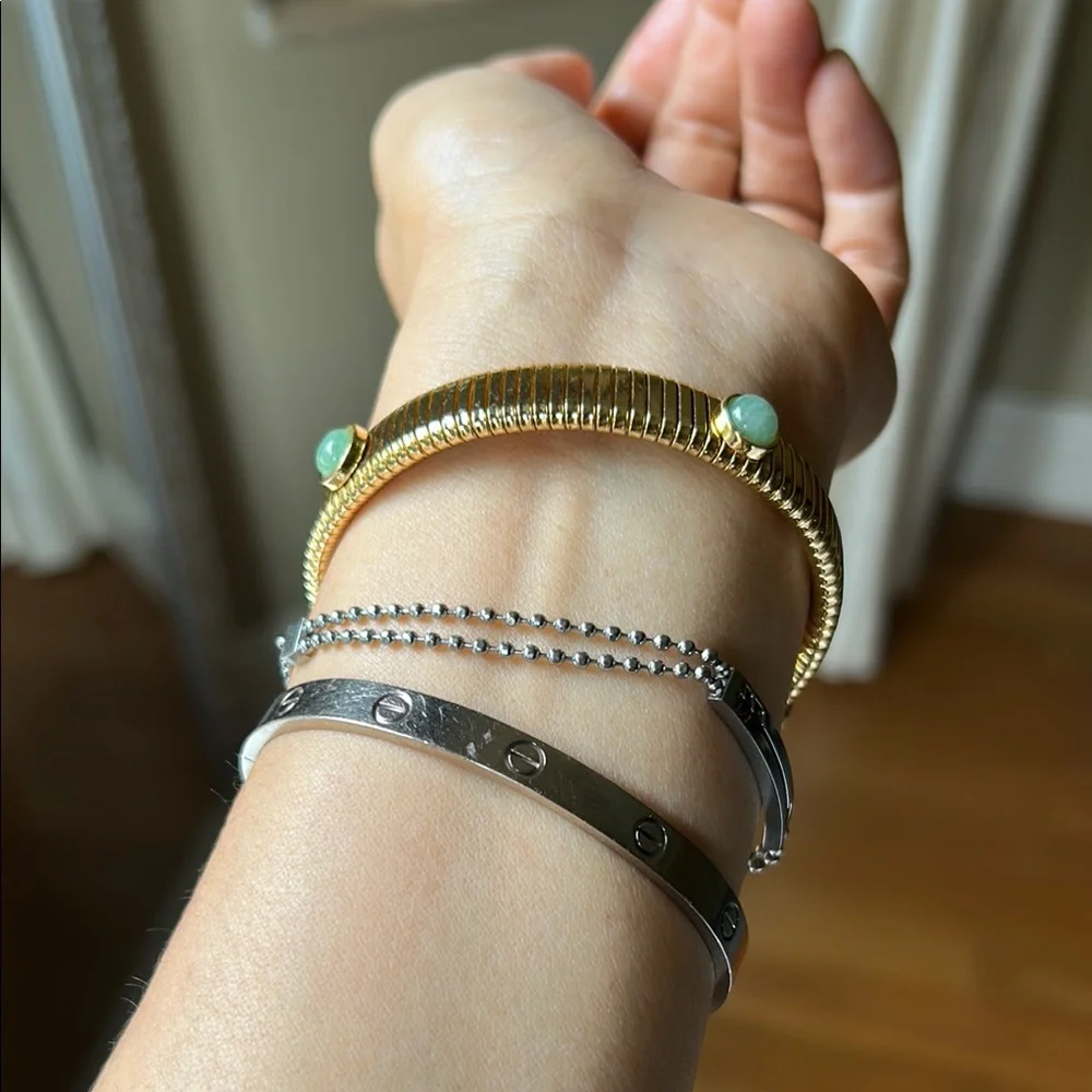 Elegant Gold and Green Bracelet
